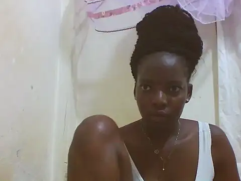 Snapshot of PRETTY-LIA chatting on May 10, 2026, 4:09 pm PRETTY-LIA online show from May 10, 2026, 4:09 pm