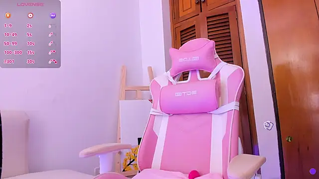 Caro martinezz online show from February 24, 2026, 4:24 am