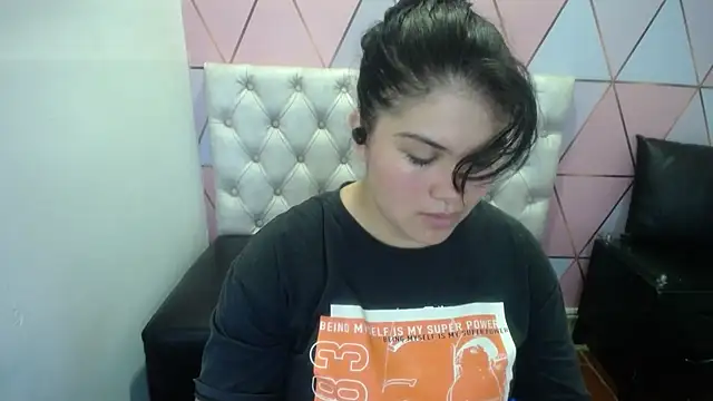 Marinasexxx online show from February 12, 2026, 6:51 pm