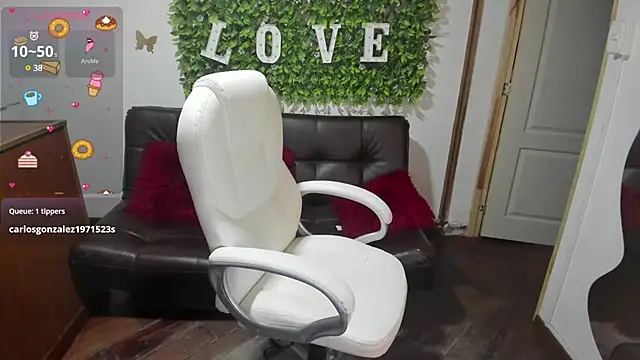 Enma  clark online show from February 19, 2025, 10:20 pm