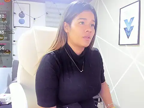 Enma  clark online show from November 11, 2025, 3:45 am