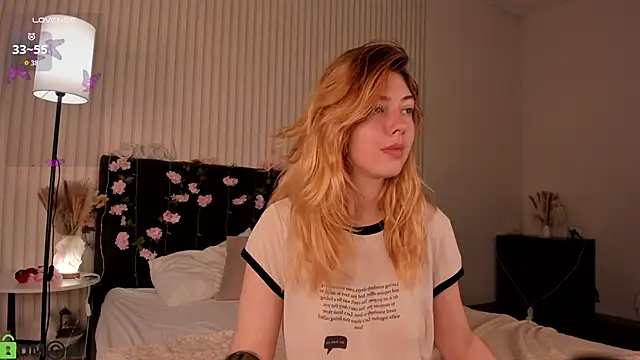 Snapshot of Vanessa_Walters chatting on September 10, 2025, 3:05 am Vanessa Walters online show from September 10, 2025, 3:05 am