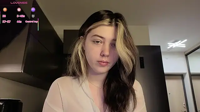 Snapshot of Vanessa_Walters chatting on February 2, 2026, 4:00 am Vanessa Walters online show from February 2, 2026, 4:00 am