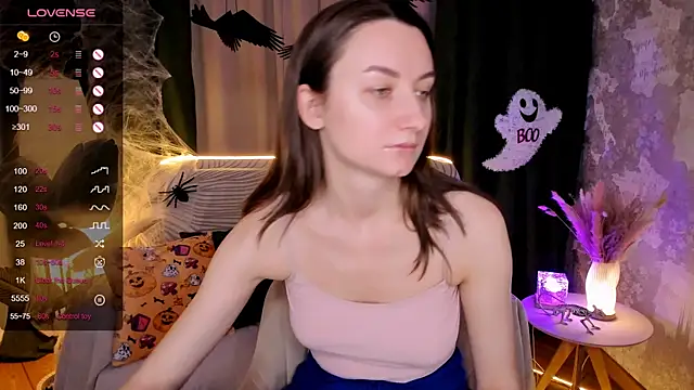 Snapshot of annacooleman chatting on October 21, 2025, 2:22 am annacooleman online show from October 21, 2025, 2:22 am