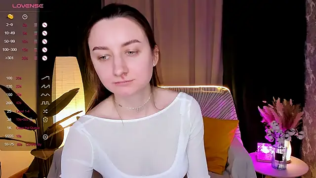 Snapshot of annacooleman chatting on February 20, 2026, 6:48 am annacooleman online show from February 20, 2026, 6:48 am