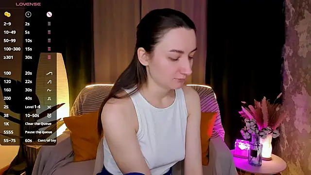 Snapshot of annacooleman chatting on February 7, 2026, 2:19 am annacooleman online show from February 7, 2026, 2:19 am