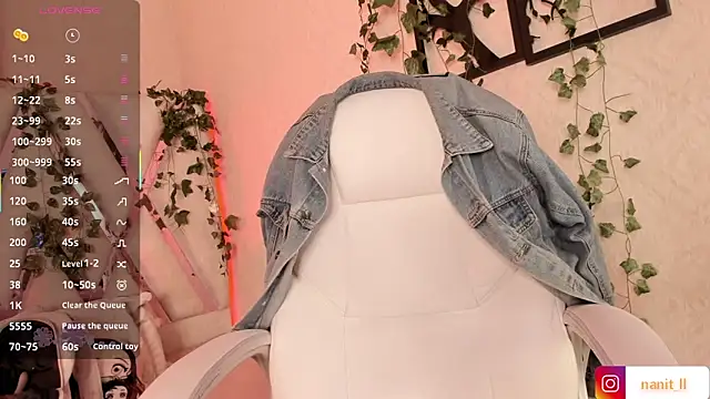 Snapshot of Punkys_ chatting on October 16, 2025, 1:14 am Punkys online show from October 16, 2025, 1:14 am