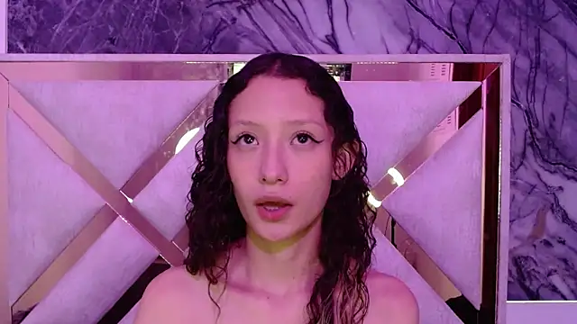 abbycutecs online show from December 3, 2025, 2:16 pm