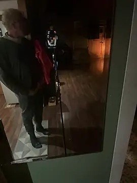 twist699 online show from April 23, 2026, 4:19 am