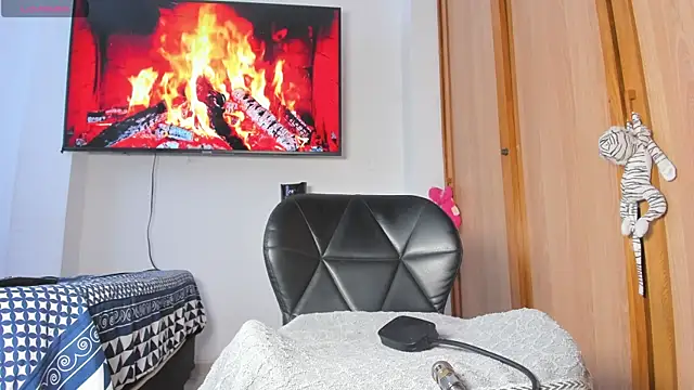 lily evil online show from April 27, 2026, 5:11 pm