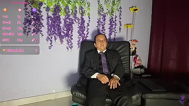 Snapshot of yazfore2 chatting on July 1, 2026, 1:39 am yazfore2 online show from July 1, 2026, 1:39 am