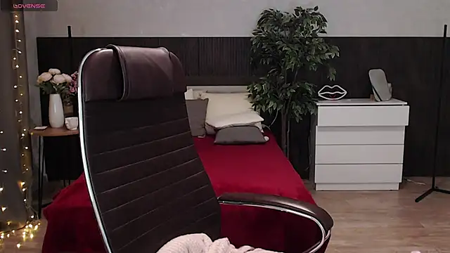 Snapshot of Cutie_Annie chatting on December 5, 2025, 4:22 am Cutie Annie online show from December 5, 2025, 4:22 am