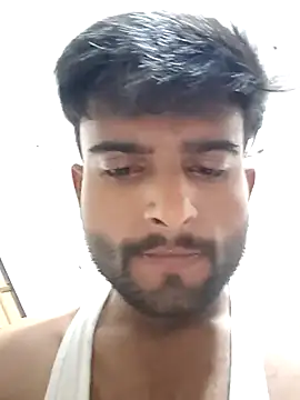 Snapshot of PRIYANHU@xh chatting on June 8, 2026, 4:18 pm PRIYANHUxh online show from June 8, 2026, 4:18 pm