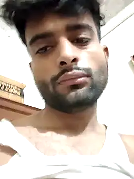 Snapshot of PRIYANHU@xh chatting on June 8, 2026, 2:34 am PRIYANHUxh online show from June 8, 2026, 2:34 am