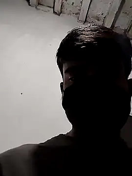 PRIYANHUxh online show from March 18, 2026, 8:43 pm