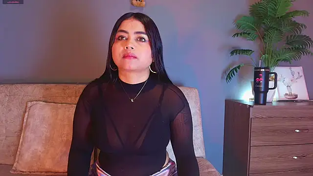 Snapshot of jade_brunnette chatting on April 20, 2026, 8:21 pm jade brunnette online show from April 20, 2026, 8:21 pm