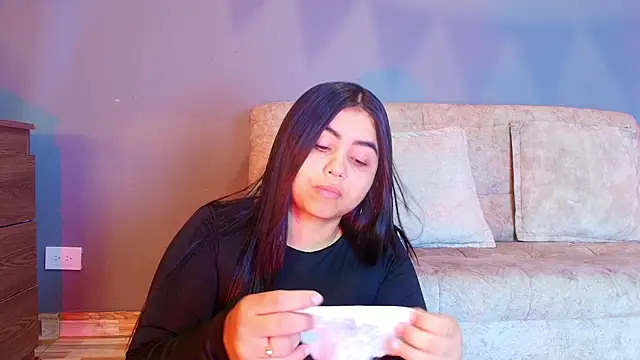 jade brunnette online show from July 10, 2026, 8:31 pm