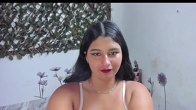 Megan Whitte online show from October 14, 2025, 9:47 pm
