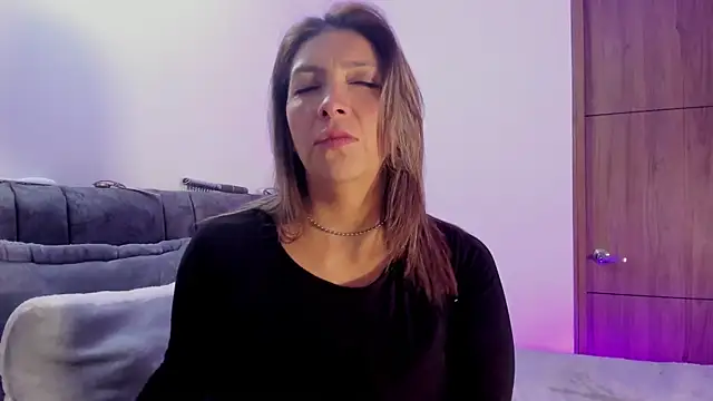 Snapshot of MichelleManson chatting on January 14, 2026, 10:08 am MichelleManson online show from January 14, 2026, 10:08 am