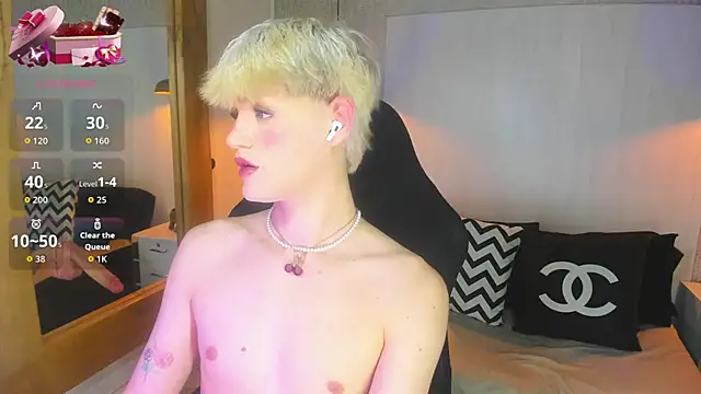 Snapshot of VladHellsing4 chatting on January 15, 2026, 2:53 pm VladHellsing4 online show from January 15, 2026, 2:53 pm