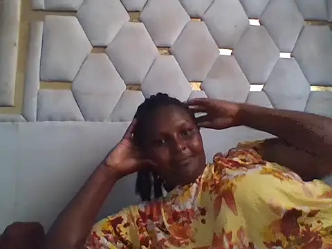 Snapshot of Kichuna_ chatting on December 16, 2025, 1:15 pm Kichuna online show from December 16, 2025, 1:15 pm