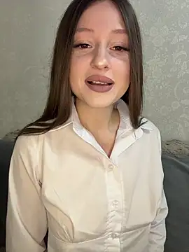 Snapshot of Kimsweet7 chatting on December 22, 2025, 6:30 pm Kimsweet7 online show from December 22, 2025, 6:30 pm