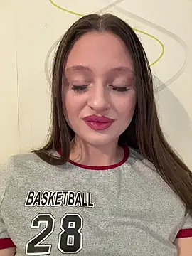 Snapshot of Kimsweet7 chatting on November 22, 2025, 6:07 pm Kimsweet7 online show from November 22, 2025, 6:07 pm