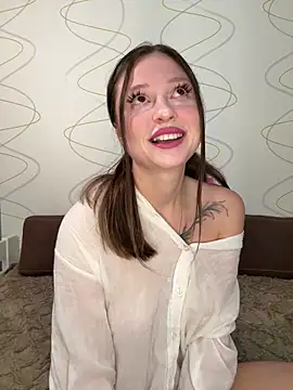 Snapshot of Kimsweet7 chatting on September 20, 2025, 6:02 pm Kimsweet7 online show from September 20, 2025, 6:02 pm