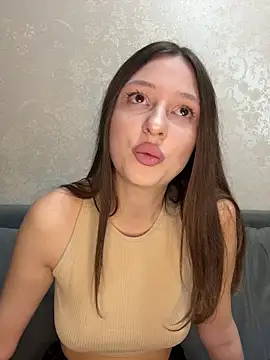 Snapshot of Kimsweet7 chatting on December 16, 2025, 6:34 pm Kimsweet7 online show from December 16, 2025, 6:34 pm