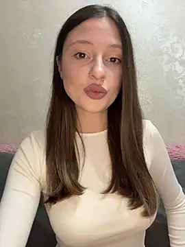 Snapshot of Kimsweet7 chatting on December 18, 2025, 6:45 pm Kimsweet7 online show from December 18, 2025, 6:45 pm