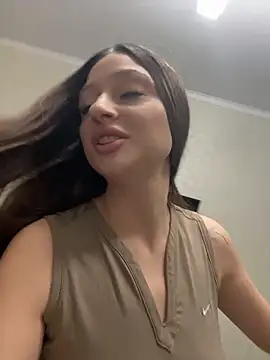 Snapshot of Kimsweet7 chatting on February 6, 2026, 6:26 pm Kimsweet7 online show from February 6, 2026, 6:26 pm