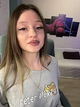 Snapshot of Kimsweet7 chatting on February 26, 2025, 5:00 pm Kimsweet7 online show from February 26, 2025, 5:00 pm