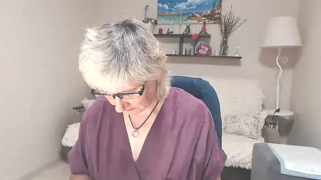 FleurMays online show from May 31, 2026, 4:07 am