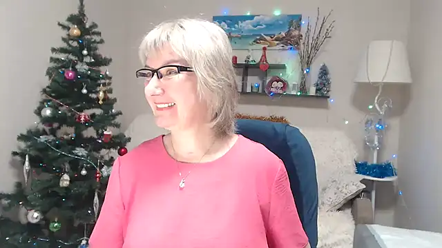 Snapshot of FleurMays chatting on January 9, 2026, 11:28 am FleurMays online show from January 9, 2026, 11:28 am