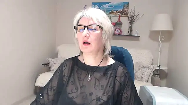 FleurMays online show from April 15, 2026, 11:05 am