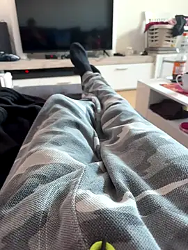 Ben291113 online show from November 6, 2025, 9:46 am