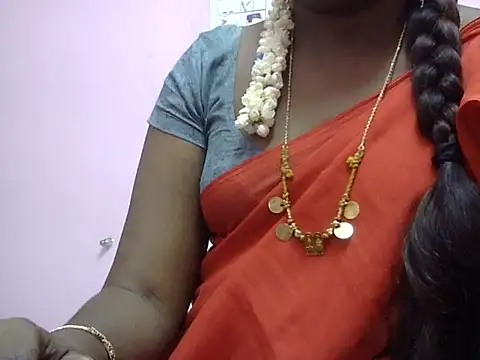 Hot akshara online show from November 28, 2025, 3:23 pm