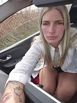 Lydie off online show from March 23, 2026, 1:00 pm