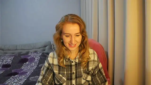 Sophiloren online show from February 12, 2026, 11:54 am