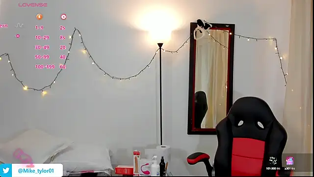 mike tylor01 online show from February 25, 2025, 9:26 pm