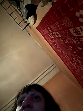 Snapshot of Maisuraaaa chatting on December 20, 2025, 6:33 pm Maisuraaaa online show from December 20, 2025, 6:33 pm