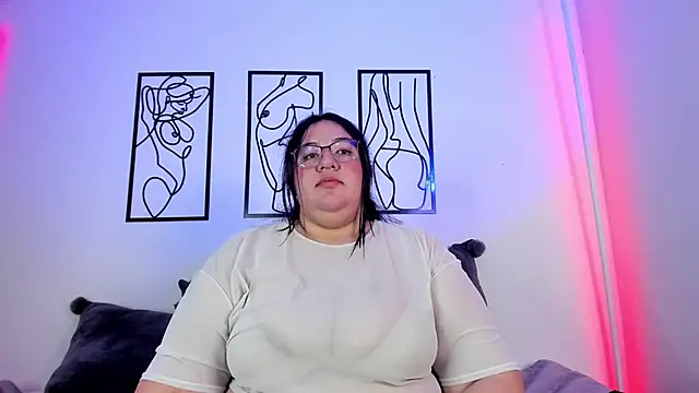 Snapshot of RubyPirsso18 chatting on March 19, 2025, 10:09 pm RubyPirsso18 online show from March 19, 2025, 10:09 pm