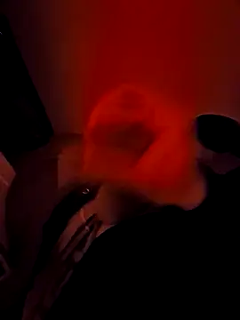 Snapshot of alpha_hard chatting on October 5, 2025, 10:22 pm alpha hard online show from October 5, 2025, 10:22 pm