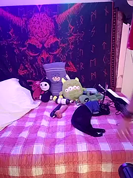 Snapshot of Sarah-Stoner chatting on July 15, 2026, 1:45 am Sarah-Stoner online show from July 15, 2026, 1:45 am