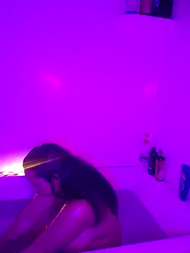 cinnaminnie online show from March 30, 2026, 4:30 pm