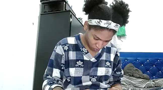 miriam775 online show from March 21, 2025, 12:51 am