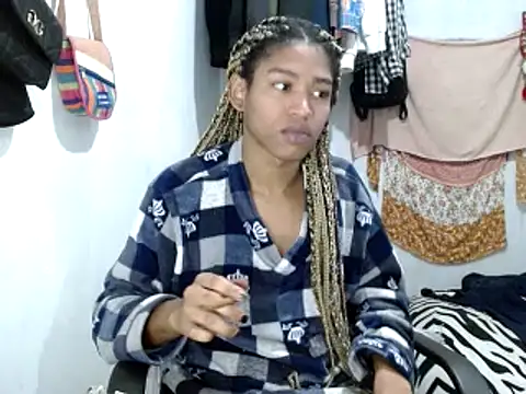 miriam775 online show from February 14, 2025, 1:34 am