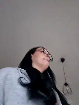 Jujuicy 97 online show from March 30, 2026, 2:29 pm