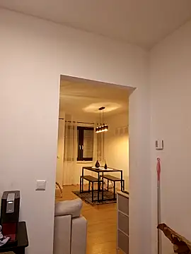 Jujuicy 97 online show from February 7, 2026, 5:04 am