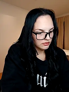 Jujuicy 97 online show from October 7, 2025, 5:14 pm